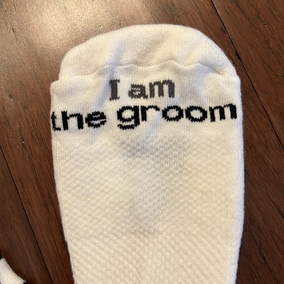Notes to Self “I am the groom” Socks - Picture 2 of 3